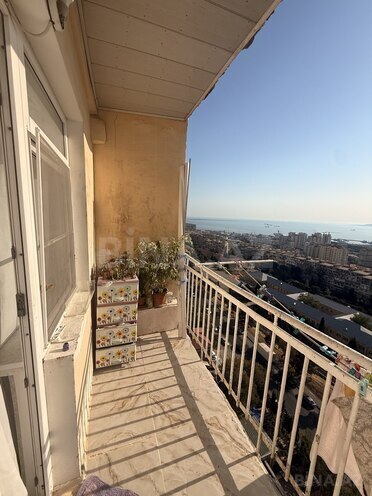 Satılır 3 otaqlı köhnə tikili 75 m², Köhnə Günəşli q., photo 12 from 20