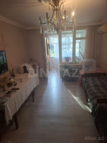 Продаётся 2-комн. вторичка 55.6 м², м. Иншаатчылар, photo 1 from 11