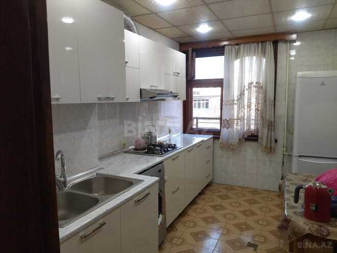 İcarəyə verilir 3 otaqlı köhnə tikili 90 m², 8 Noyabr m., photo 6 from 9
