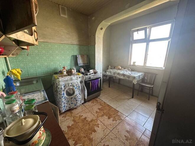 Продаётся 3-комн. вторичка 67 м², м. Кара Караев, photo 3 from 10