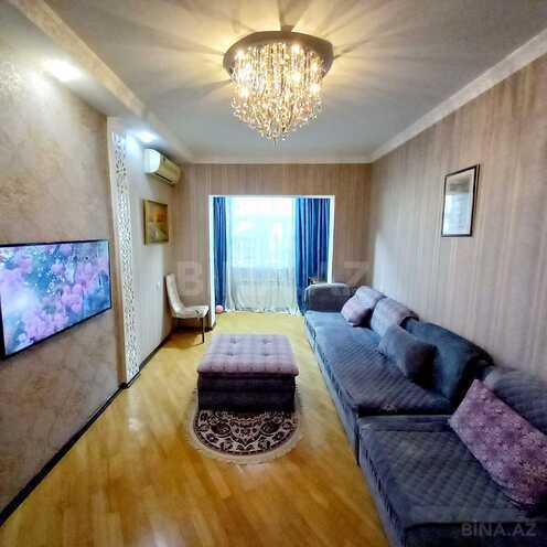Satılır 3 otaqlı köhnə tikili 90 m², Azadlıq Prospekti m., photo 1 from 16
