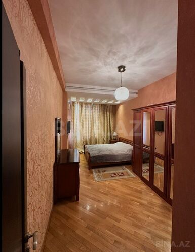İcarəyə verilir 4 otaqlı köhnə tikili 200 m², 28 May m., photo 20 from 22