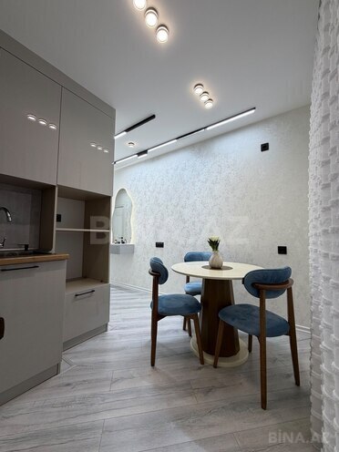 Продаётся 2-комн. вторичка 65 м², Хатаинский р., photo 9 from 18