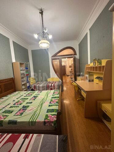 Satılır 4 otaqlı yeni tikili 220 m², 28 May m., photo 11 from 17
