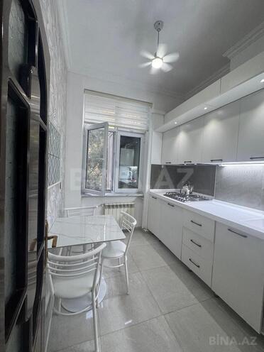 Продаётся 3-комн. вторичка 75 м², м. Элмляр Академиясы, photo 8 from 23