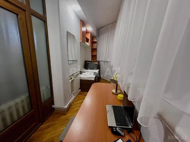 İcarəyə verilir 3 otaqlı köhnə tikili 81 m², İçəri Şəhər m., photo 14 from 31