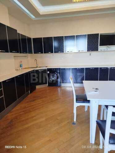 İcarəyə verilir 4 otaqlı yeni tikili 230 m², 28 May m., photo 18 from 23