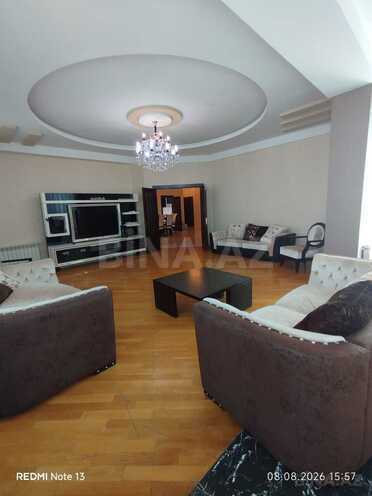 İcarəyə verilir 4 otaqlı yeni tikili 230 m², 28 May m., photo 1 from 23