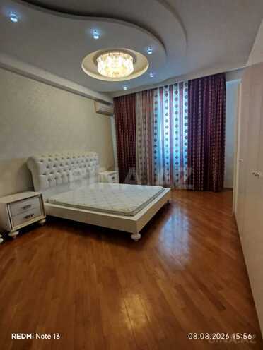 İcarəyə verilir 4 otaqlı yeni tikili 230 m², 28 May m., photo 14 from 23