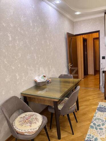 Продаётся 3-комн. вторичка 85 м², пос. Бакиханова, photo 5 from 24