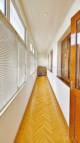 Продаётся 3-комн. вторичка 135 м², м. Кара Караев, photo 14 from 18