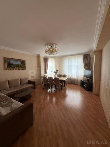 Продаётся 3-комн. новостройка 120 м², м. Ахмедлы, photo 1 from 15