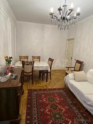 Продаётся 3-комн. вторичка 80 м², м. Ази Асланов, photo 3 from 19