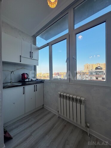 Satılır 2 otaqlı köhnə tikili 50 m², İnşaatçılar m., photo 9 from 13