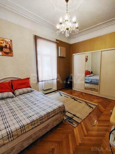 İcarəyə verilir 3 otaqlı köhnə tikili 75 m², 28 May m., photo 3 from 17