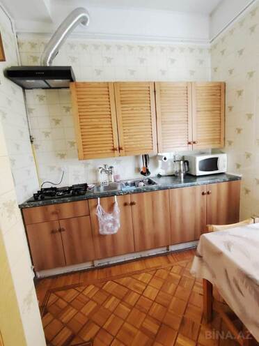 İcarəyə verilir 3 otaqlı köhnə tikili 75 m², 28 May m., photo 6 from 17