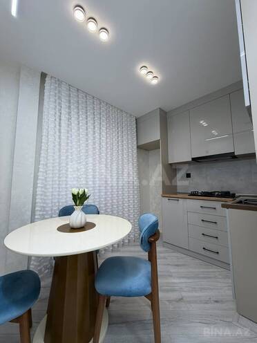 Satılır 2 otaqlı köhnə tikili 60 m², Həzi Aslanov m., photo 1 from 18