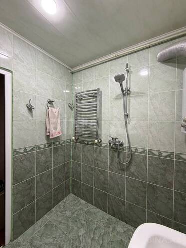 Satılır 5 otaqlı köhnə tikili 120 m², Xalqlar Dostluğu m., photo 21 from 26