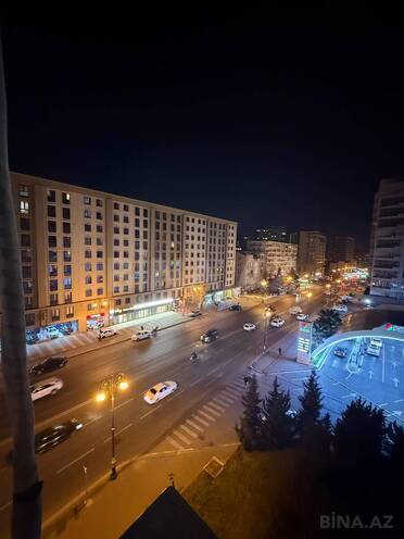 Satılır 2 otaqlı köhnə tikili 65 m², Gənclik m., photo 20 from 29