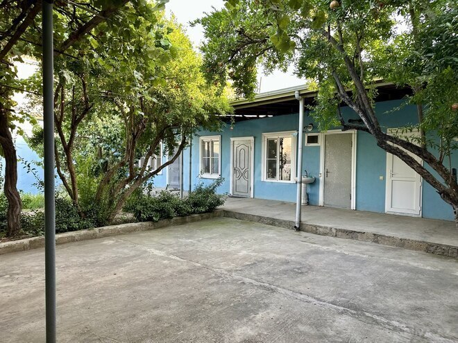 Satılır 4 otaqlı həyət evi/bağ evi 90 m², Qaraçuxur q., photo 1 from 31
