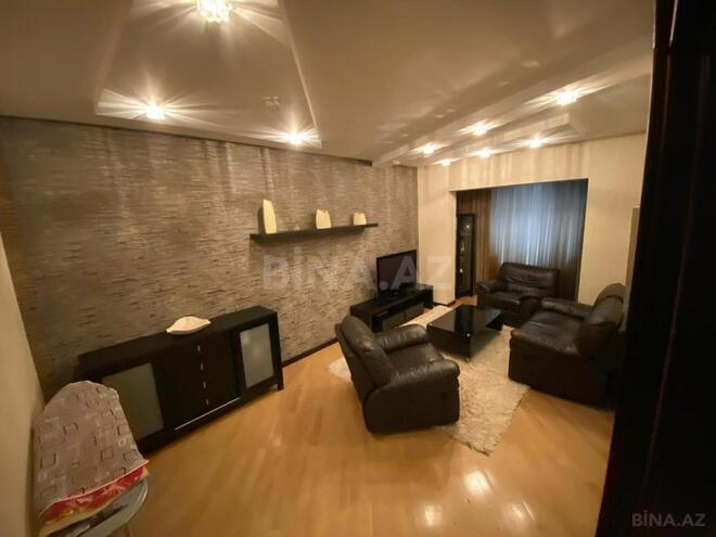 Satılır 2 otaqlı köhnə tikili 56 m², Memar Əcəmi m., photo 1 from 6