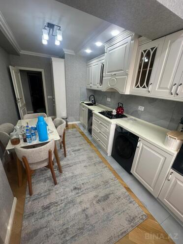 İcarəyə verilir 3 otaqlı yeni tikili 100 m², İnşaatçılar m., photo 12 from 15