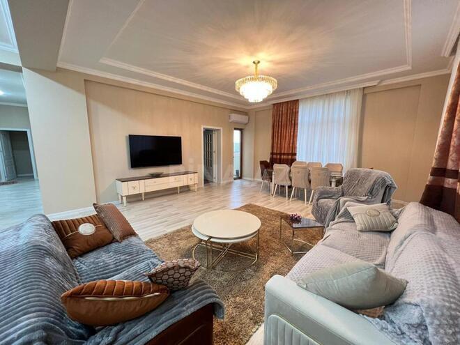 Продаётся 3-комн. новостройка 125 м², м. Иншаатчылар, photo 1 from 19