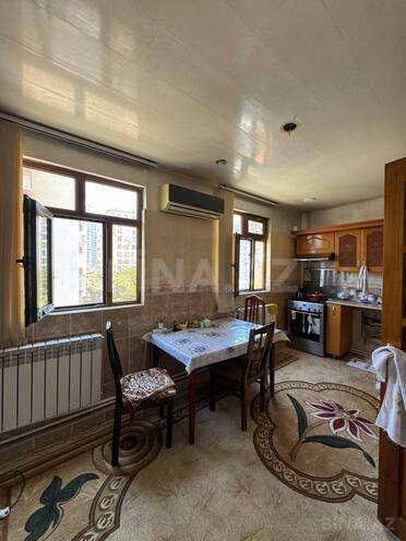 Продаётся 4-комн. вторичка 110 м², м. Ази Асланов, photo 19 from 26