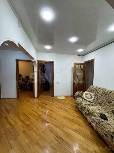 Продаётся 4-комн. вторичка 110 м², м. Ази Асланов, photo 14 from 26