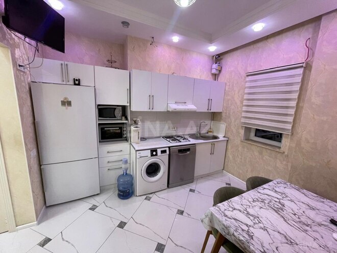 Продаётся 3-комн. новостройка 75 м², м. Элмляр Академиясы, photo 11 from 19