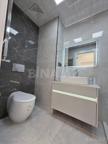 Satılır 2 otaqlı köhnə tikili 65 m², İnşaatçılar m., photo 10 from 12