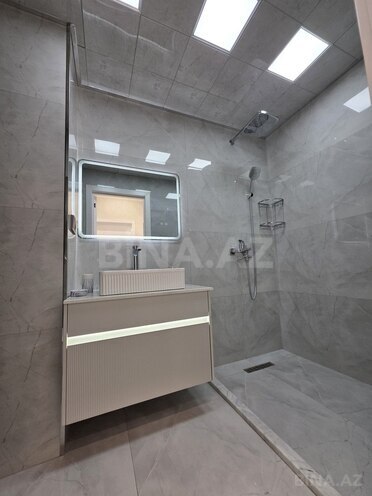 Satılır 2 otaqlı köhnə tikili 65 m², İnşaatçılar m., photo 11 from 12
