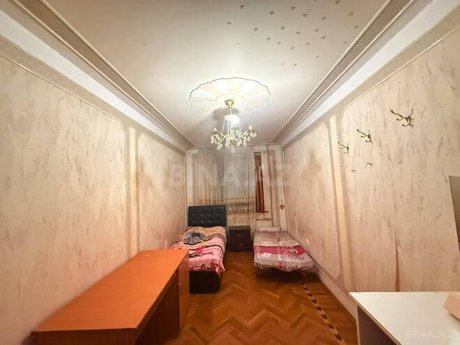 Сдаётся 3-комн. вторичка 70 м², м. Нефтчиляр, photo 6 from 15