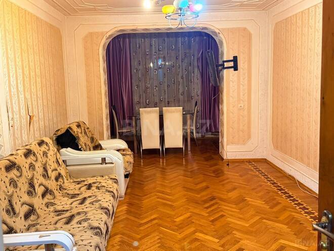 Сдаётся 3-комн. вторичка 70 м², м. Нефтчиляр, photo 3 from 15