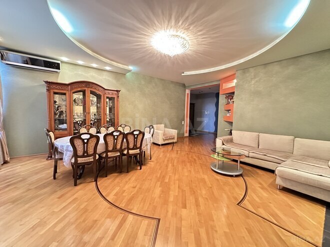 Продаётся 4-комн. новостройка 195 м², м. Элмляр Академиясы, photo 15 from 19