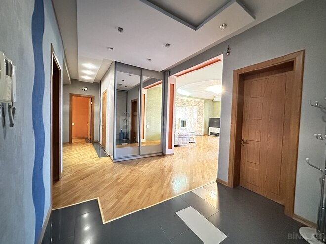 Продаётся 4-комн. новостройка 195 м², м. Элмляр Академиясы, photo 13 from 19