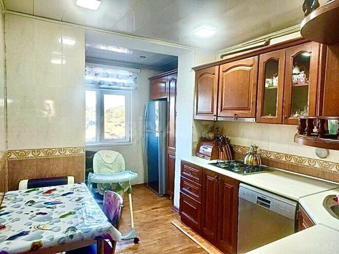Продаётся 3-комн. вторичка 75 м², м. Нефтчиляр, photo 5 from 15