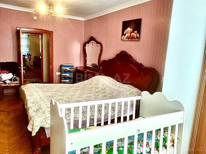Продаётся 3-комн. вторичка 75 м², м. Нефтчиляр, photo 8 from 15