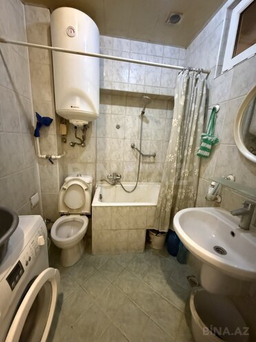 Продаётся 3-комн. вторичка 72 м², м. Ичеришехер, photo 12 from 13