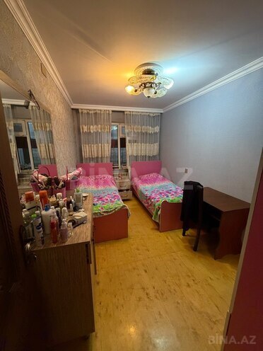 Satılır 5 otaqlı köhnə tikili 120 m², Xalqlar Dostluğu m., photo 21 from 31