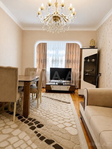 Satılır 3 otaqlı köhnə tikili 85 m², 9-cu mikrorayon q., photo 3 from 11