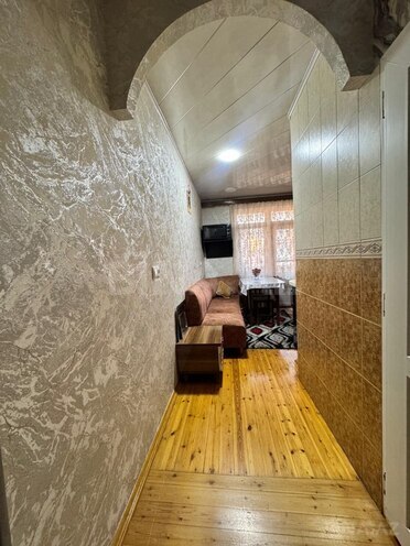 Продаётся 3-комн. вторичка 95 м², Хатаинский р., photo 8 from 12