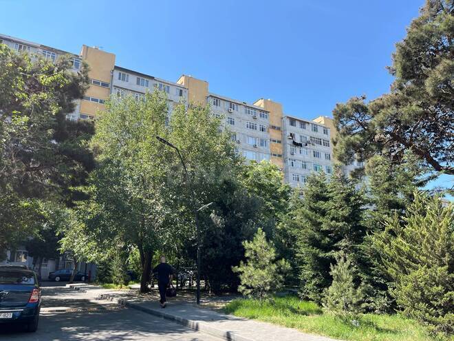 Продаётся 2-комн. вторичка 47 м², м. Гянджлик, photo 3 from 13