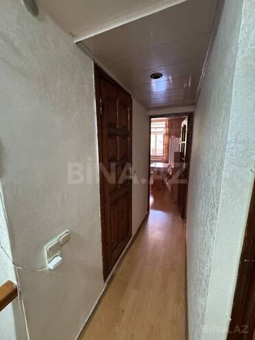 Satılır 2 otaqlı köhnə tikili 55 m², Qara Qarayev m., photo 3 from 18