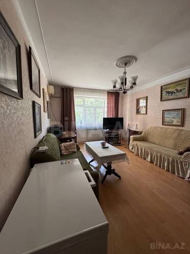 Satılır 2 otaqlı köhnə tikili 55 m², Qara Qarayev m., photo 11 from 18