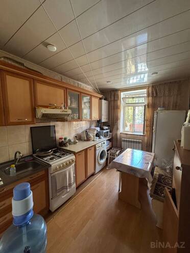 Satılır 2 otaqlı köhnə tikili 55 m², Qara Qarayev m., photo 5 from 18