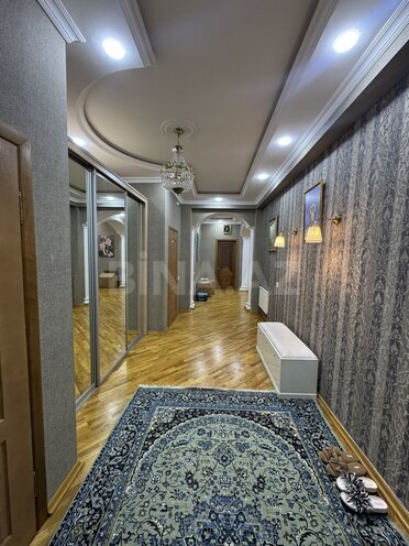 Сдаётся 3-комн. новостройка 190 м², м. Элмляр Академиясы, photo 16 from 21