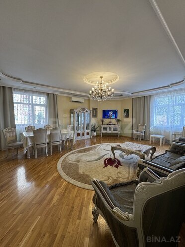 Сдаётся 3-комн. новостройка 190 м², м. Элмляр Академиясы, photo 1 from 21