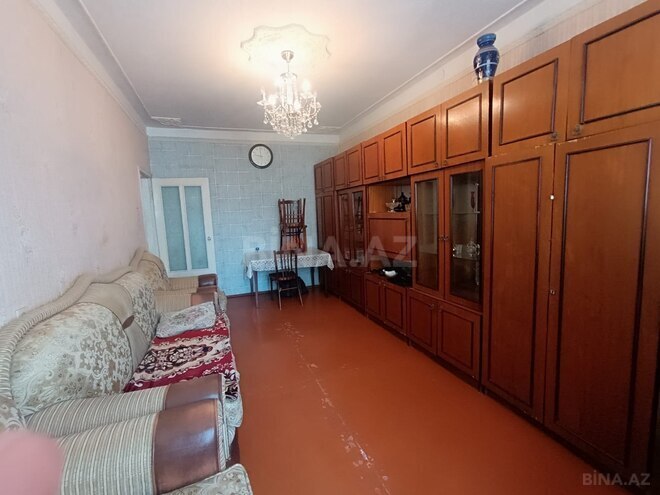 Продаётся 2-комн. вторичка 65 м², Хатаинский р., photo 3 from 12