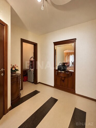 Сдаётся 3-комн. новостройка 137 м², м. 8 ноября, photo 13 from 14